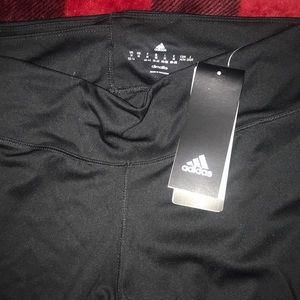 Adidas!! Long tigh leggings